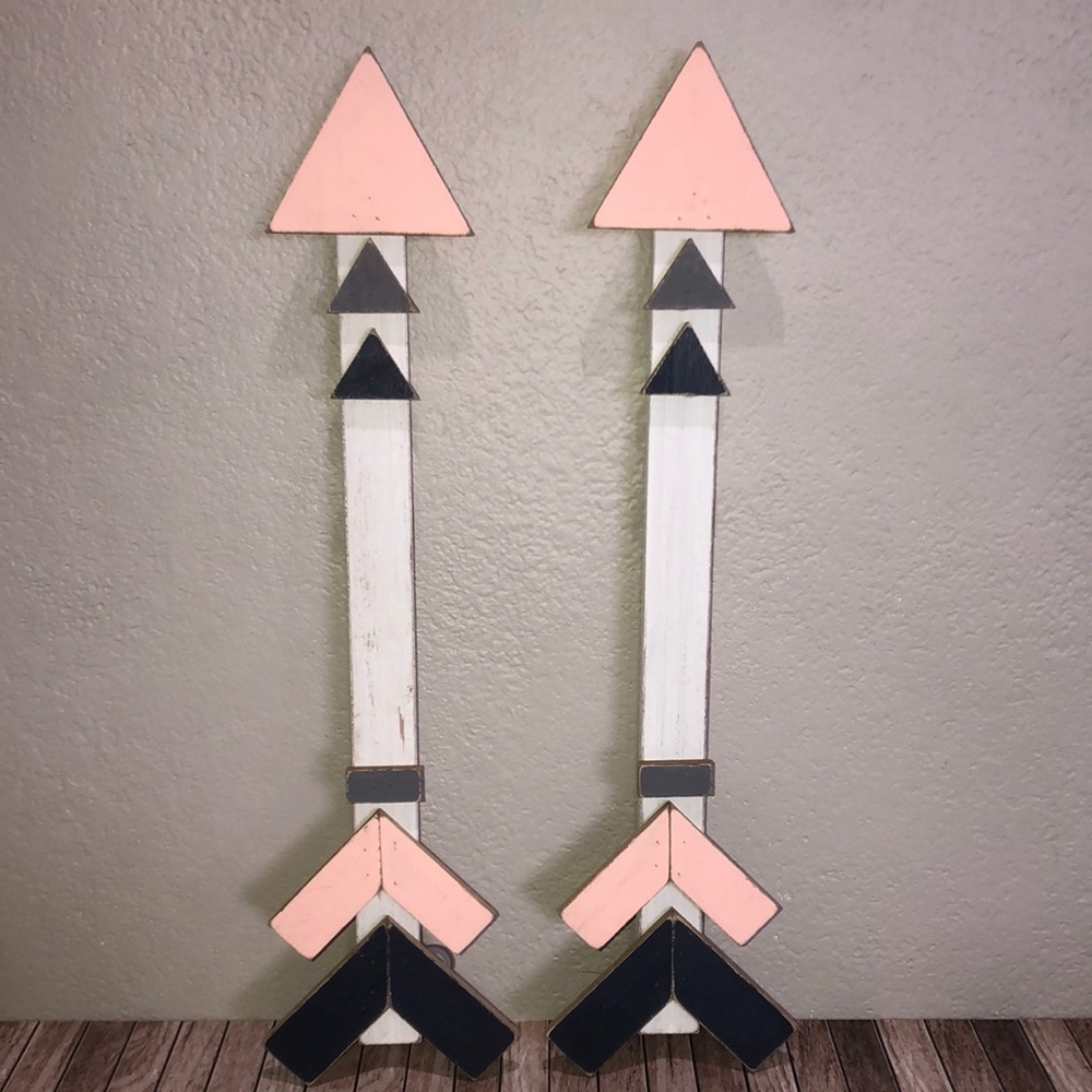 Arrow Wall Decor Set - Pink and Navy Blue